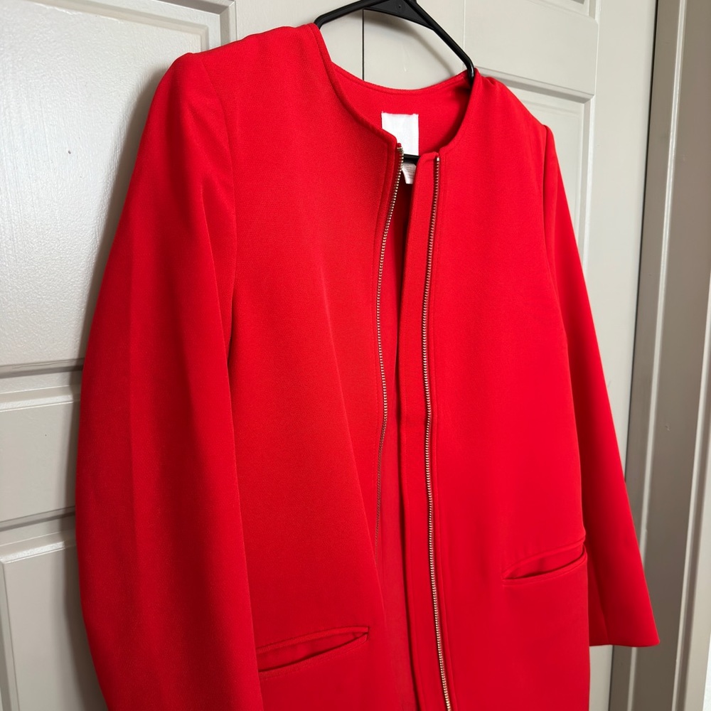 Red Jacket - Picture 5 of 8